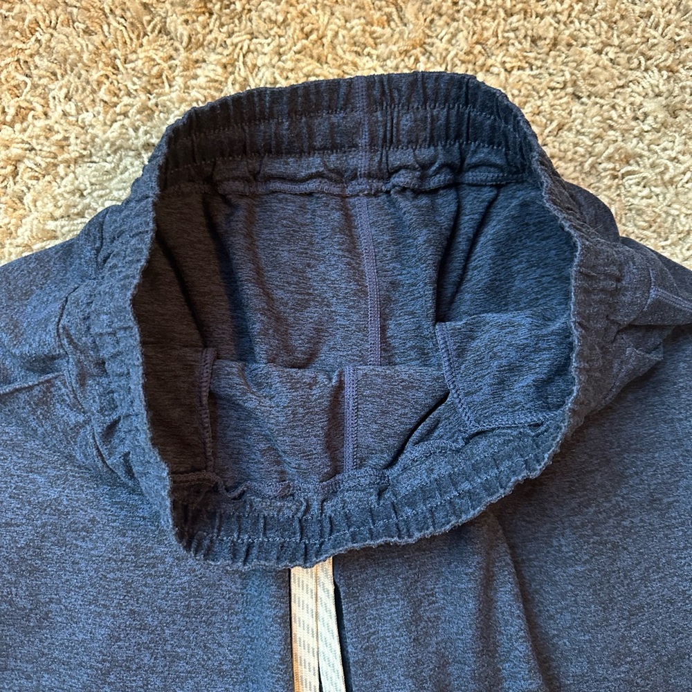 Vuori heather navy joggers - Picture 4 of 5